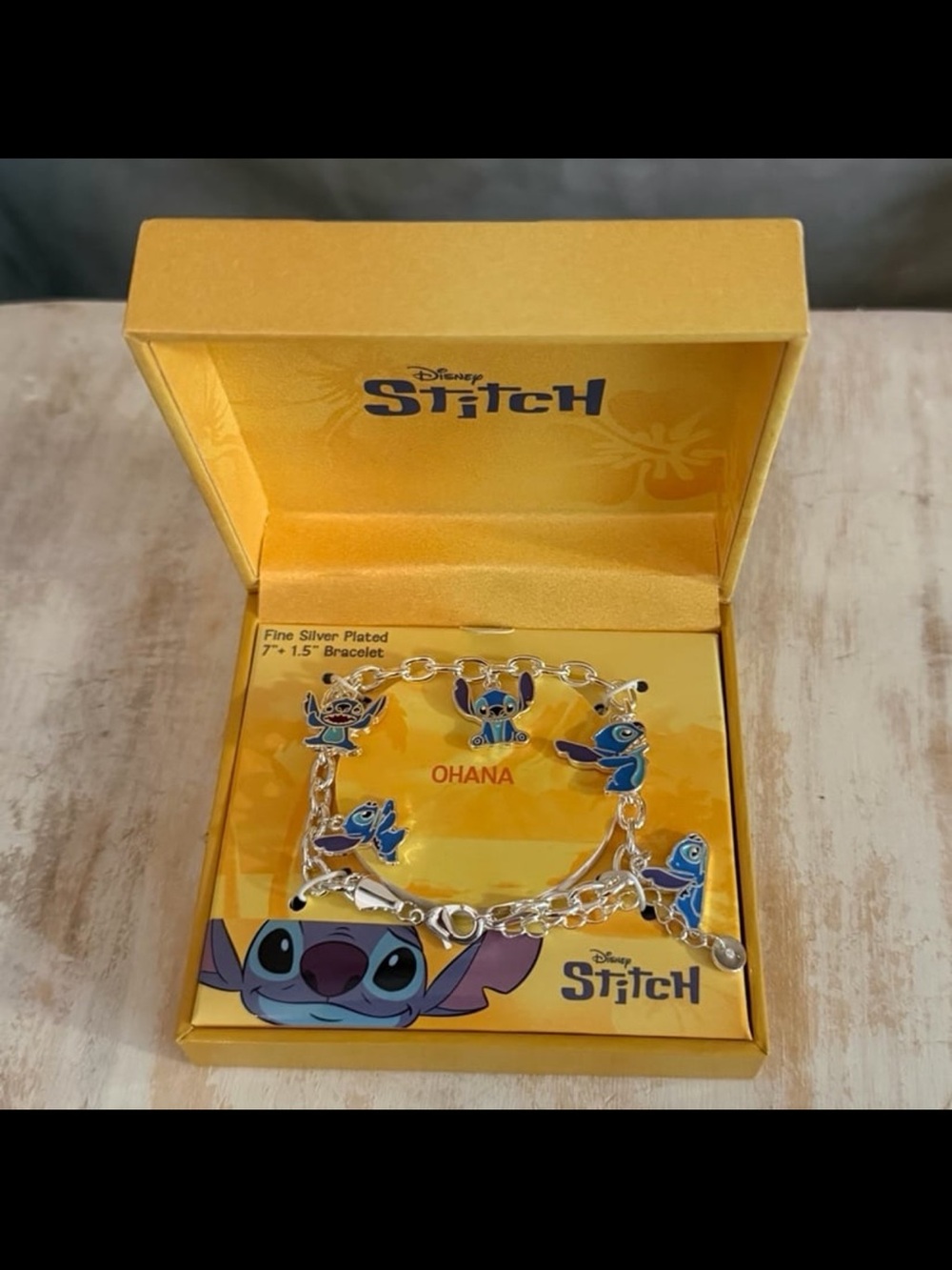 ⚡️⭐️Disney Stitch "Ohana" Bracelet